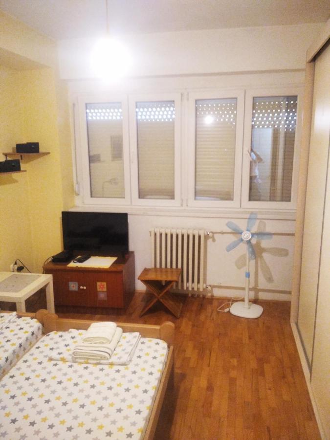 Viva Apartment Skopje Exteriör bild